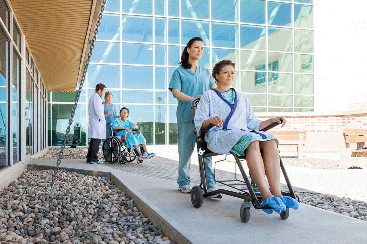 امکانات درمانی در شهرک های گردشگری سلامت