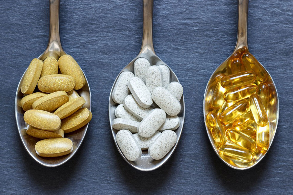 چرا مردم مکمل می خورند