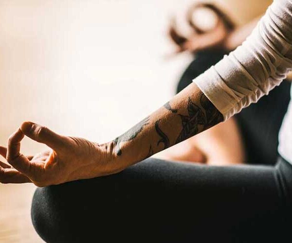 تکنیک‌های ساده مدیتیشن برای آرامش ذهن