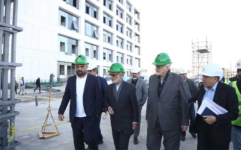 بازدید مدیرعامل بانک پاسارگاد از شهرک نسیم سلامت خاتم